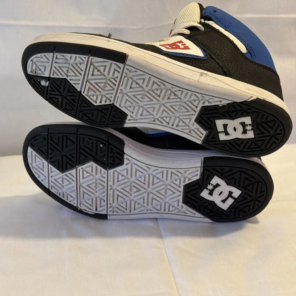 NEW Men's DC Shoes Cure High Top Blue‎ And Black Size 10.5